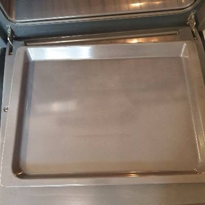 Oven after cleaning