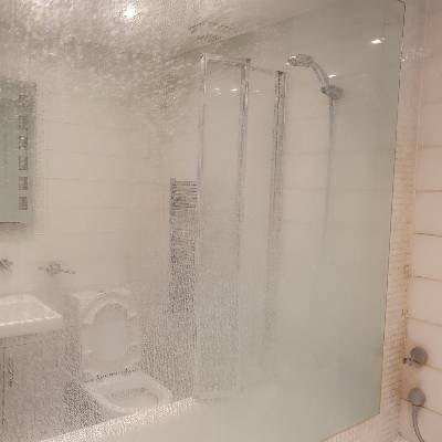 Bathroom before cleaning